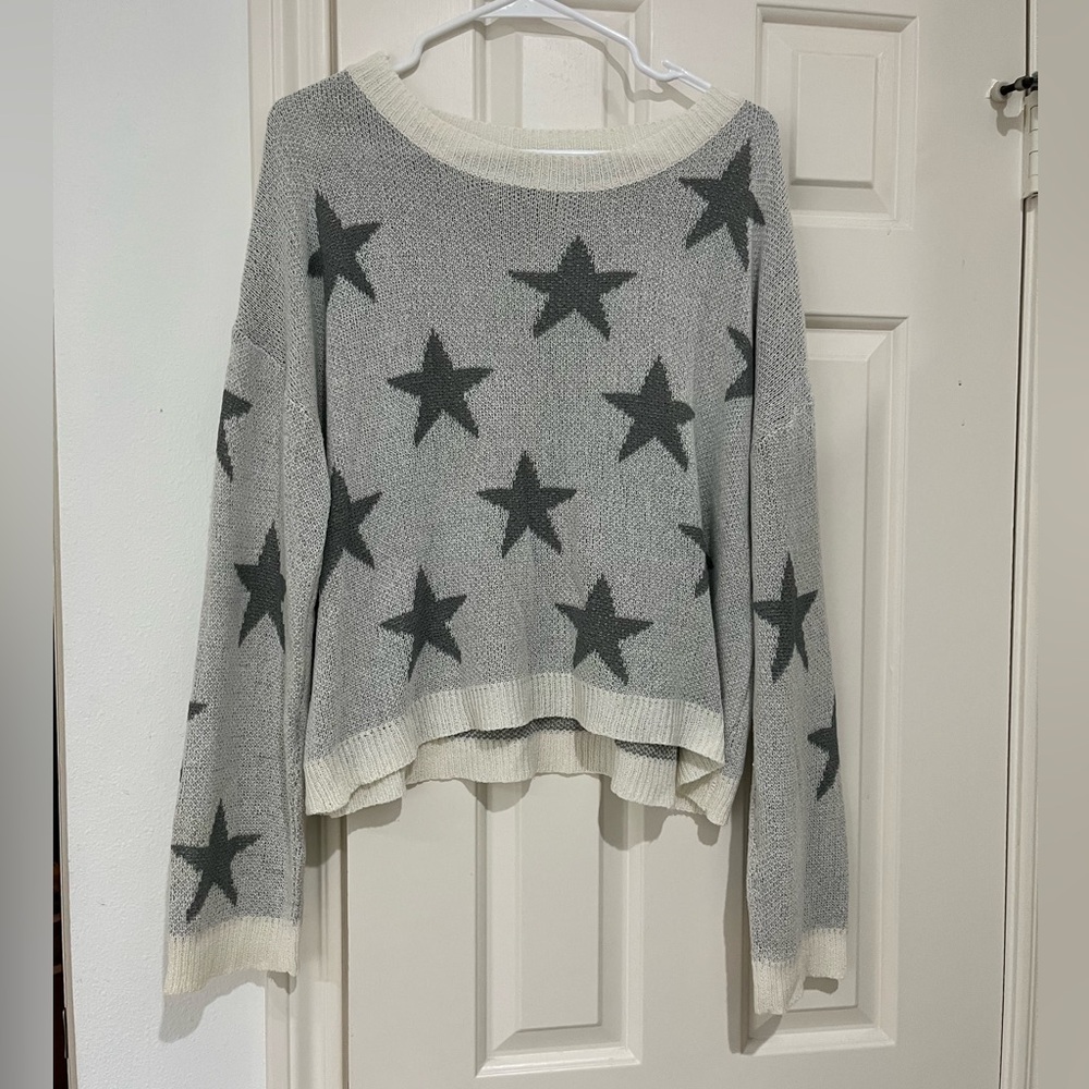 POL Gray Star Pattern Lightweight Sweater NWOT size oversized medium